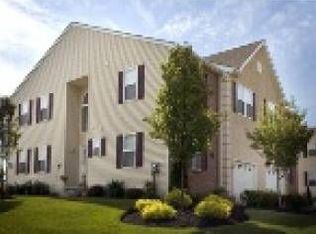 87 Green View Dr, Pottstown, PA 19464