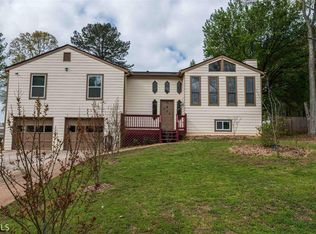 629 Springwood Dr, Lilburn, GA 30047