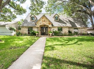 2868 Selma Ln, Farmers Branch, TX 75234