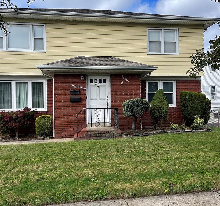 1st image of 671 Chase Avenue