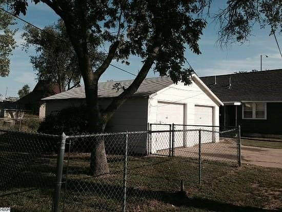 4th image of 1600 E 4th Ave
