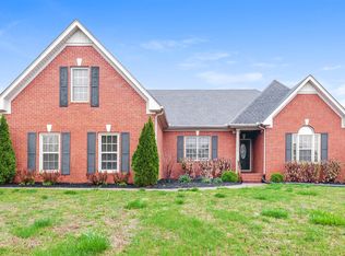 2414 Amber Glen Dr, Murfreesboro, TN 37128
