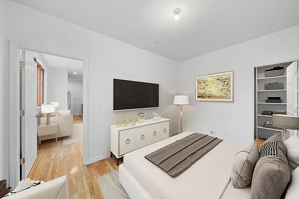 Rented by Vector New York, LLC | media 2