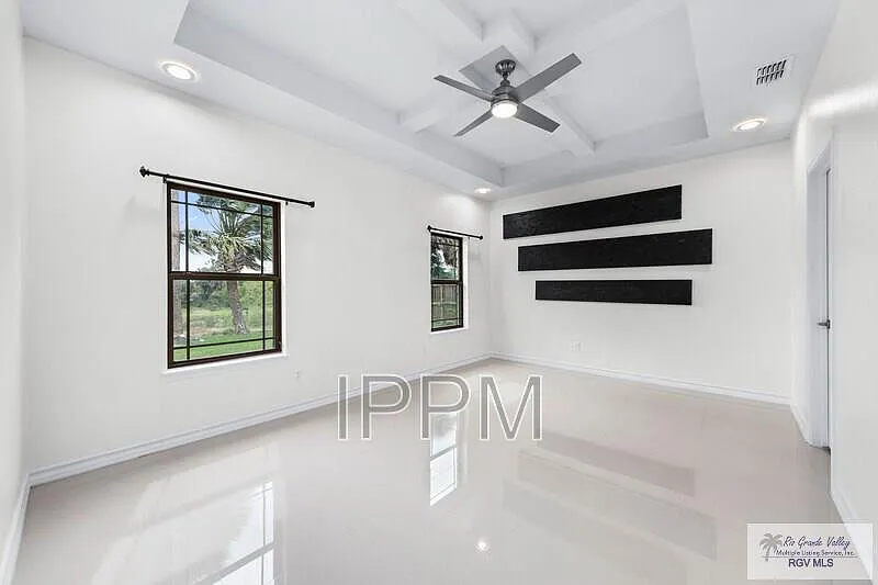 Building Photo - 7288 Rain Forest Dr