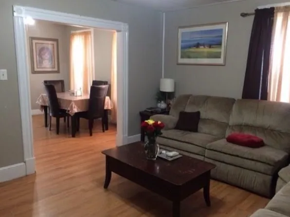 70 Summer St, Manchester, CT 06040