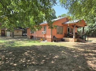 1621 Missouri St, Palestine, TX 75803