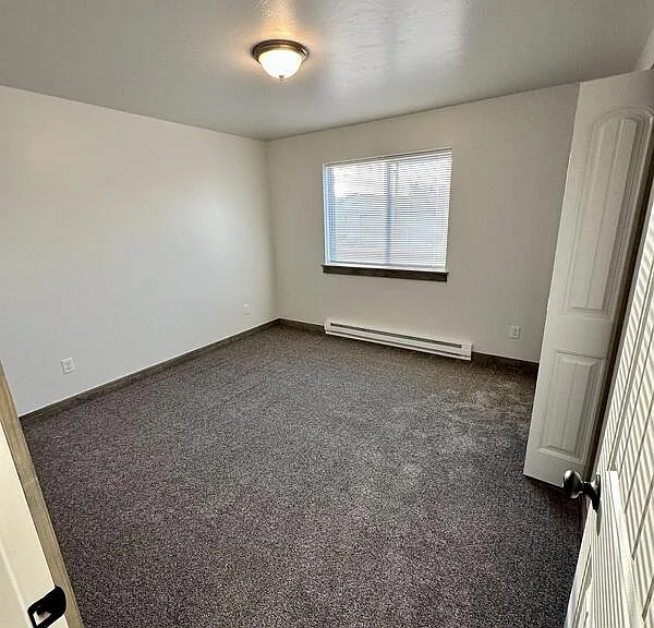 59 Dunbar Ave #4 — Photo 17