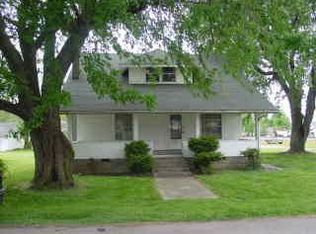 102 S State St, Goldsmith, IN 46045