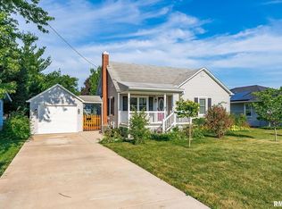 403 SW 6th Ave, Aledo, IL 61231