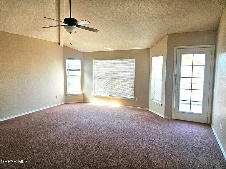 12604 Sun Terrace Ave — Photo 25