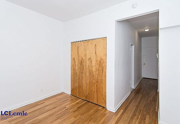 5th image of 505 E 88th St #14