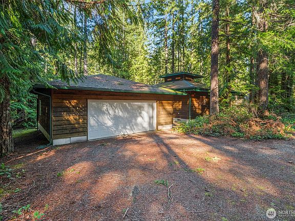 3rd image of 720 N Potlatch Drive N
