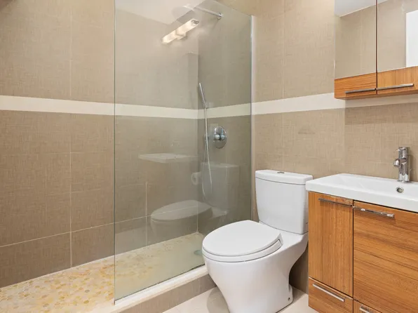 12 West 72nd Street image 5 of 6
