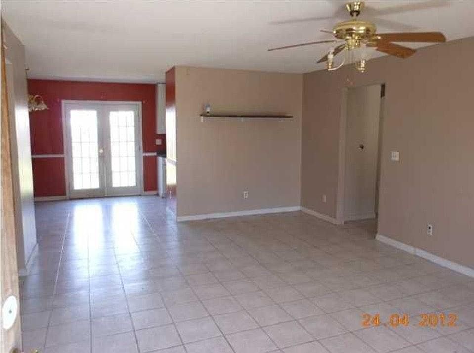2nd image of 306 Strasbourg Dr
