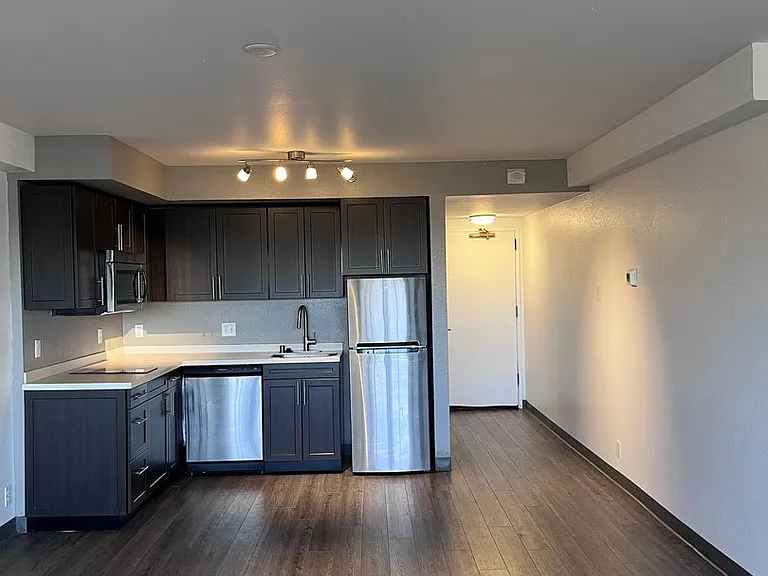 Live at the BLVD 2500 New, beautiful and best location! — Photo 66