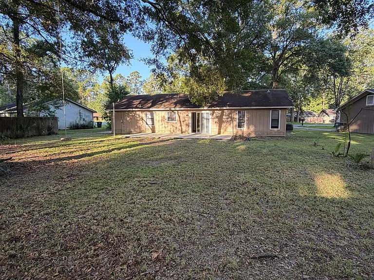 107 Pineneedle Cir — Photo 40