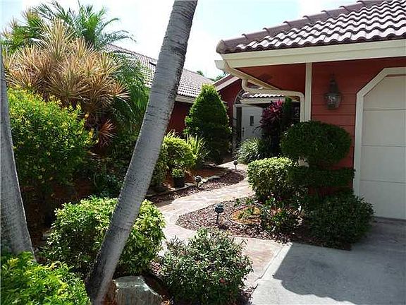 2nd image of 2398 Lob Lolly Lane