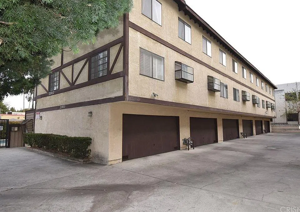 21930 Valerio St #9