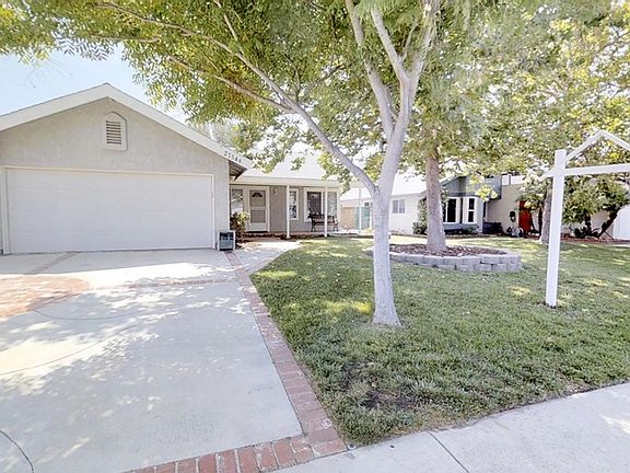 2nd image of 27548 Cherry Creek Dr