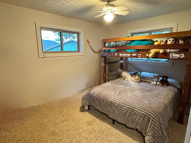 6912 County Road 104 — Photo 33