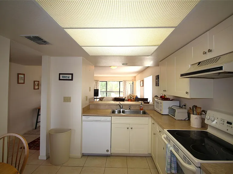 1806 Mariner Dr #214 — Photo 16