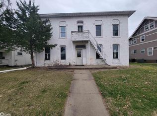 632 E 2nd St, Ottumwa, IA 52501
