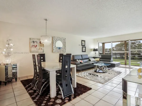 8320 Sands Point Blvd APT M301, Fort Lauderdale, FL 33321