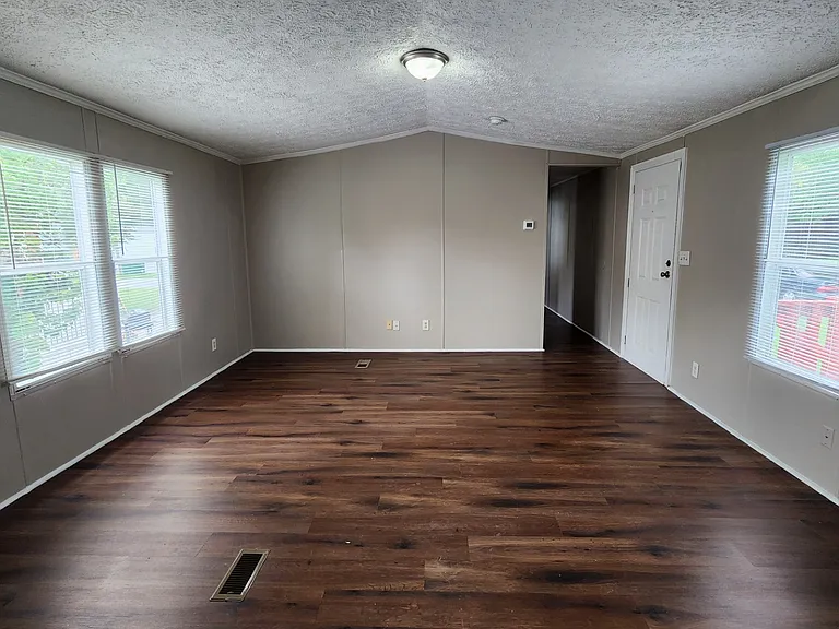 6110 Foxmoor Ct N #A058 — Photo 2