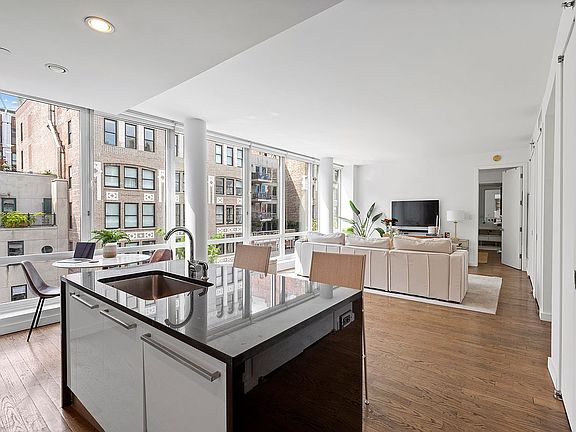 2nd image of 133 W 22nd St APT 11C