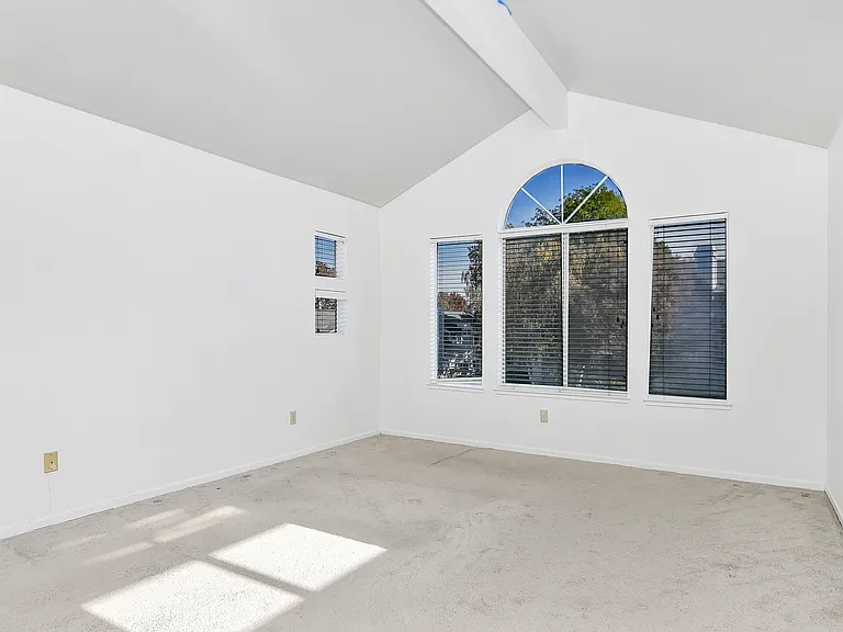 291 S Wildwood — Photo 25