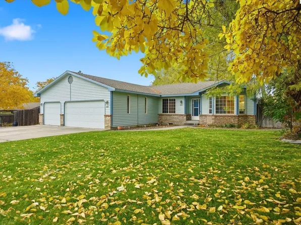 801 S Young Pl, Kennewick, WA 99336