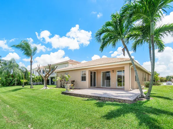 10561 Galleria Street, Wellington, FL 33414