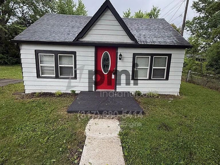 1620 Norton Ave — Photo 1