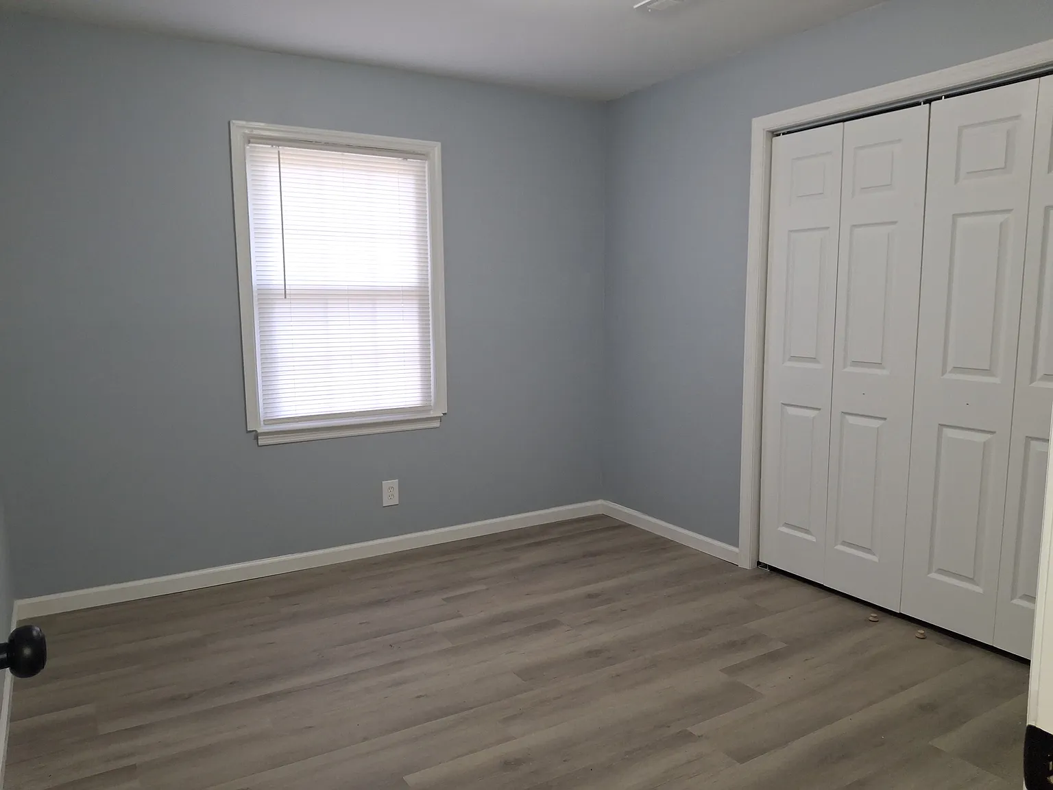 3 bed, 1200 sqft, $1,550 — Photo 4