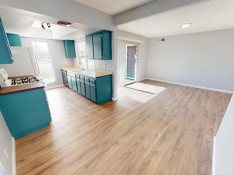 1405 Vegas Valley Dr #126 — Photo 9