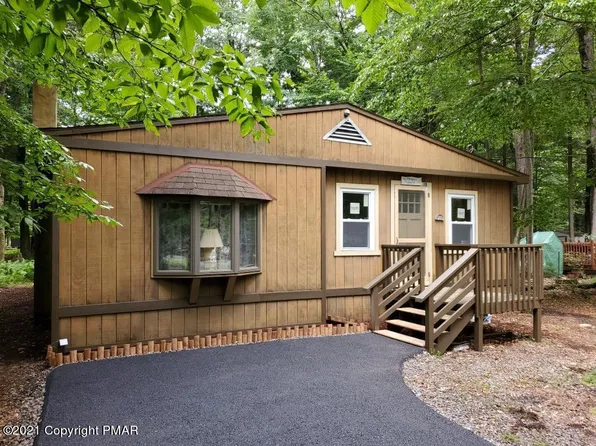 109 Tanglewood Dr, Albrightsville, PA 18210