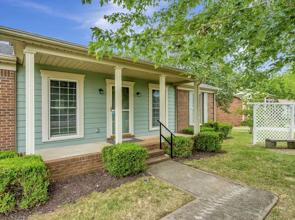 103 Ashland Dr, Ashland City, TN 37015