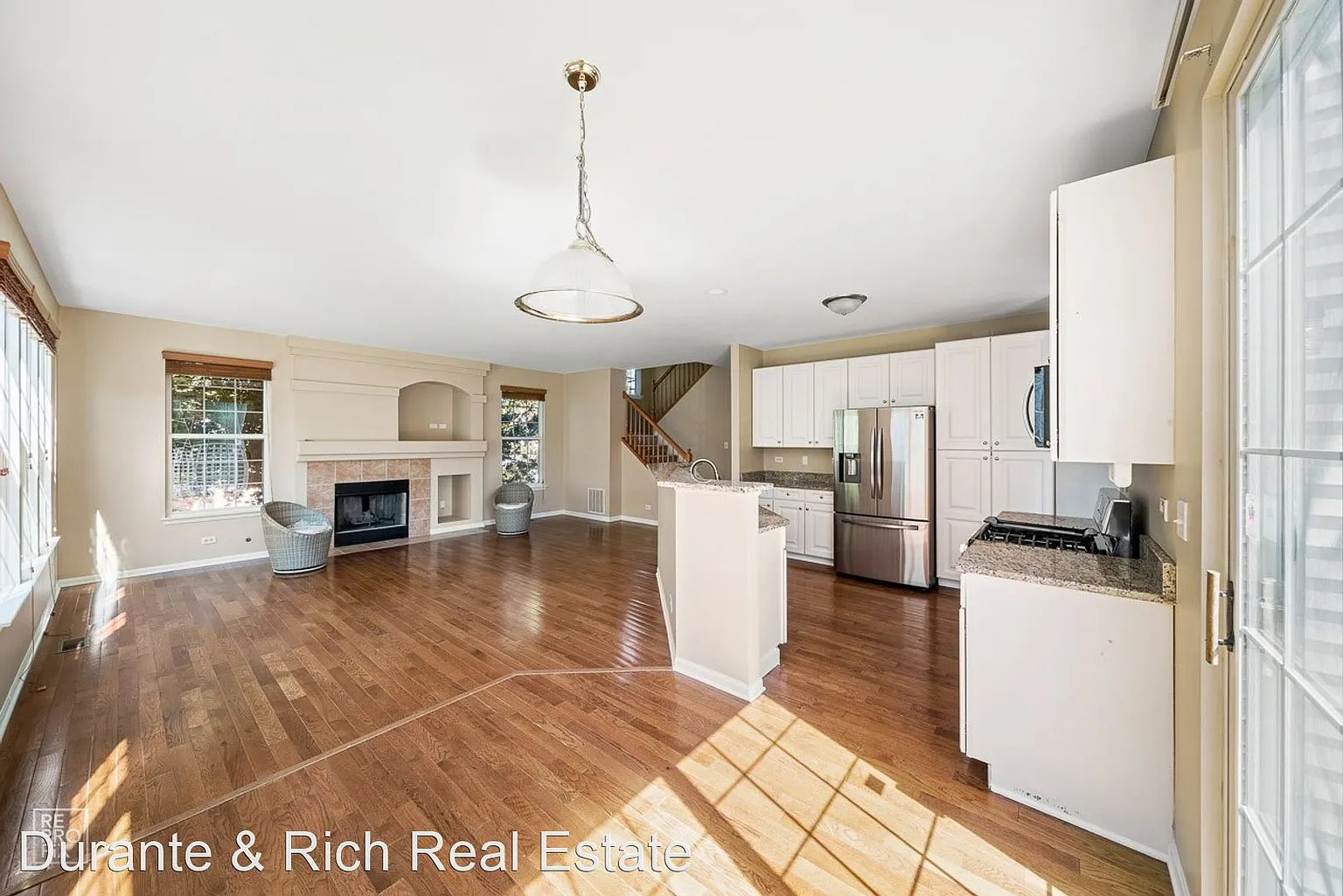 1224 Tiffany Ct photo 1