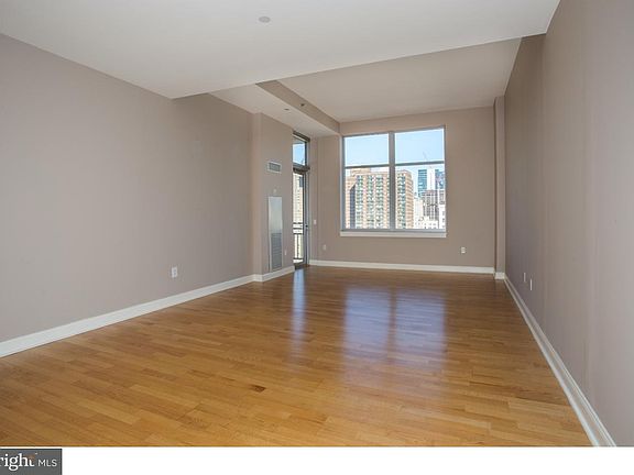 2nd image of 400-26 S Broad St #2503