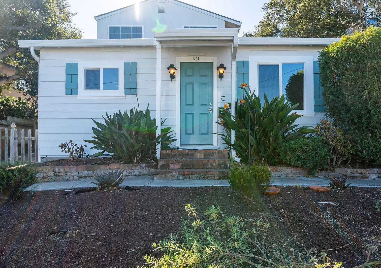661S-CS — Photo 2