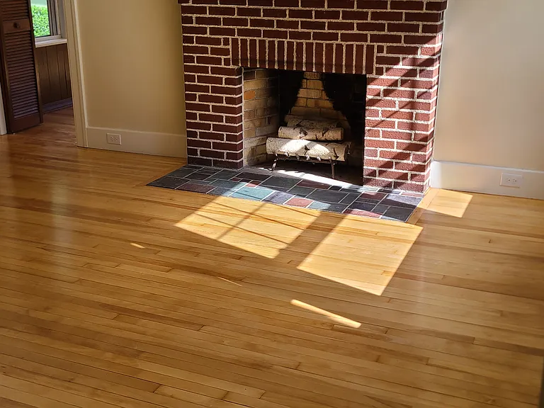 60 Richmond Ave #1 — Photo 2