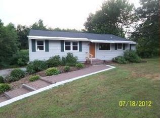 26 Mammoth Rd, Hooksett, NH 03106