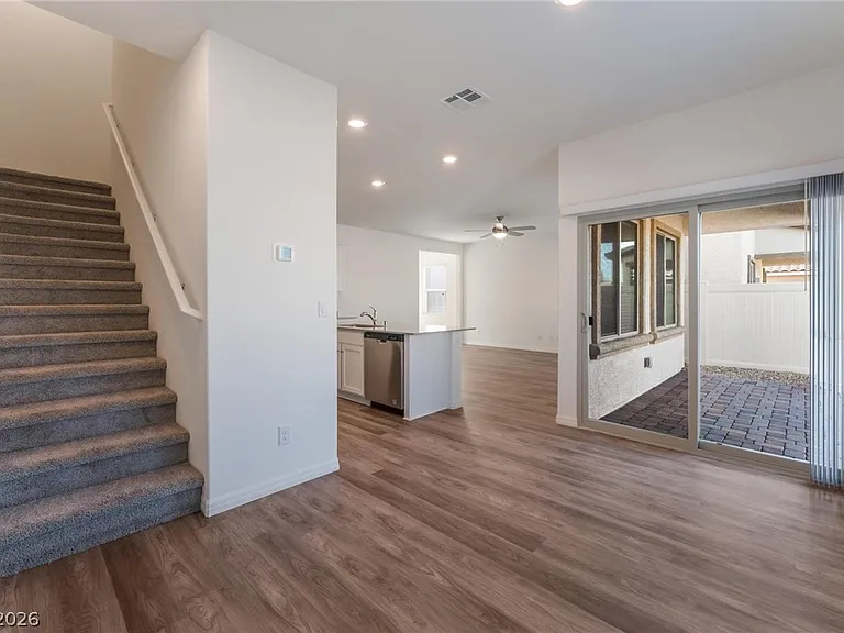 4149 Gold Desert St — Photo 13