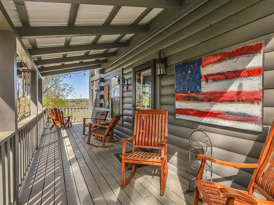 4th image of 1841 Laurel Lake Dr