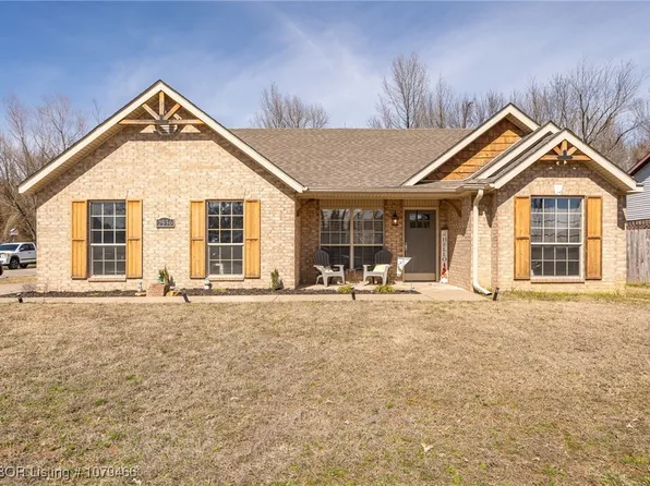 2530 Park Ave, Van Buren, AR 72956