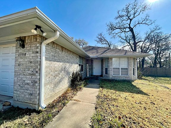 3rd image of 1108 Dominik Dr