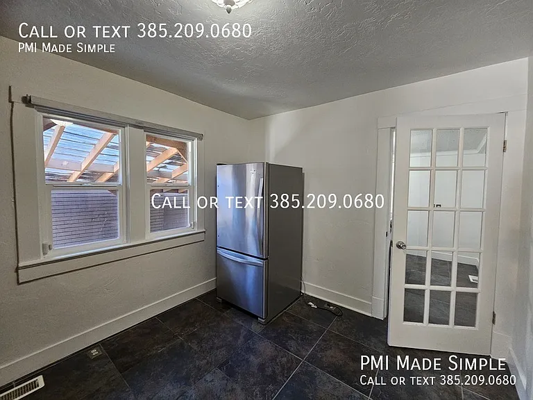 512 E Hawthorne Ave — Photo 16