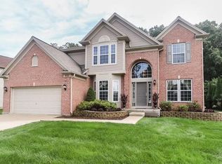 932 Blue Ridge Dr, Streamwood, IL 60107