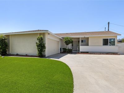 9153 Haddon Ave, Sun Valley, CA, 91352