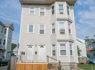 58-60 Spruce St, New Bedford, MA 02740